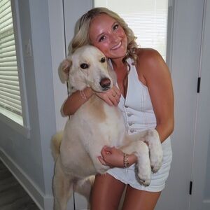 Meet your Posher, Elle